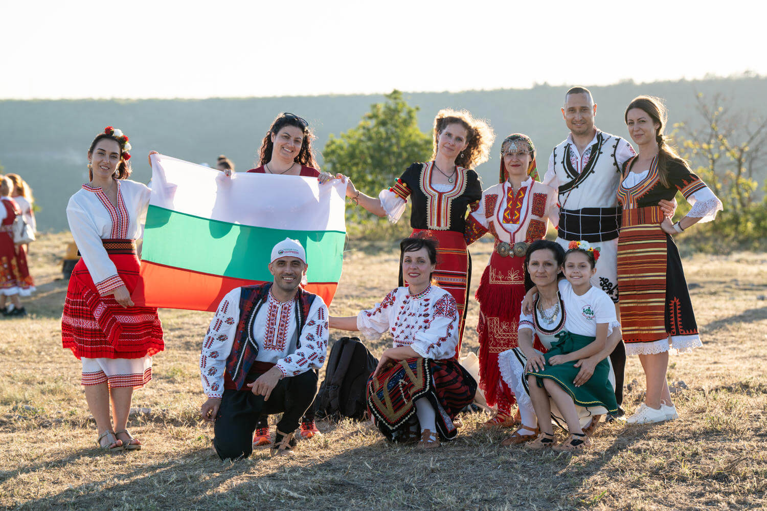 Клуб по български танци Настроение - рекламна фотография