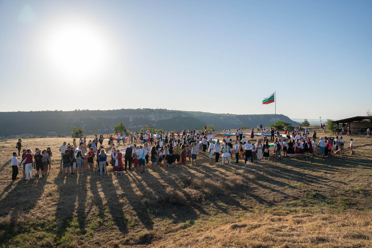 Клуб по български танци Настроение - рекламна фотография