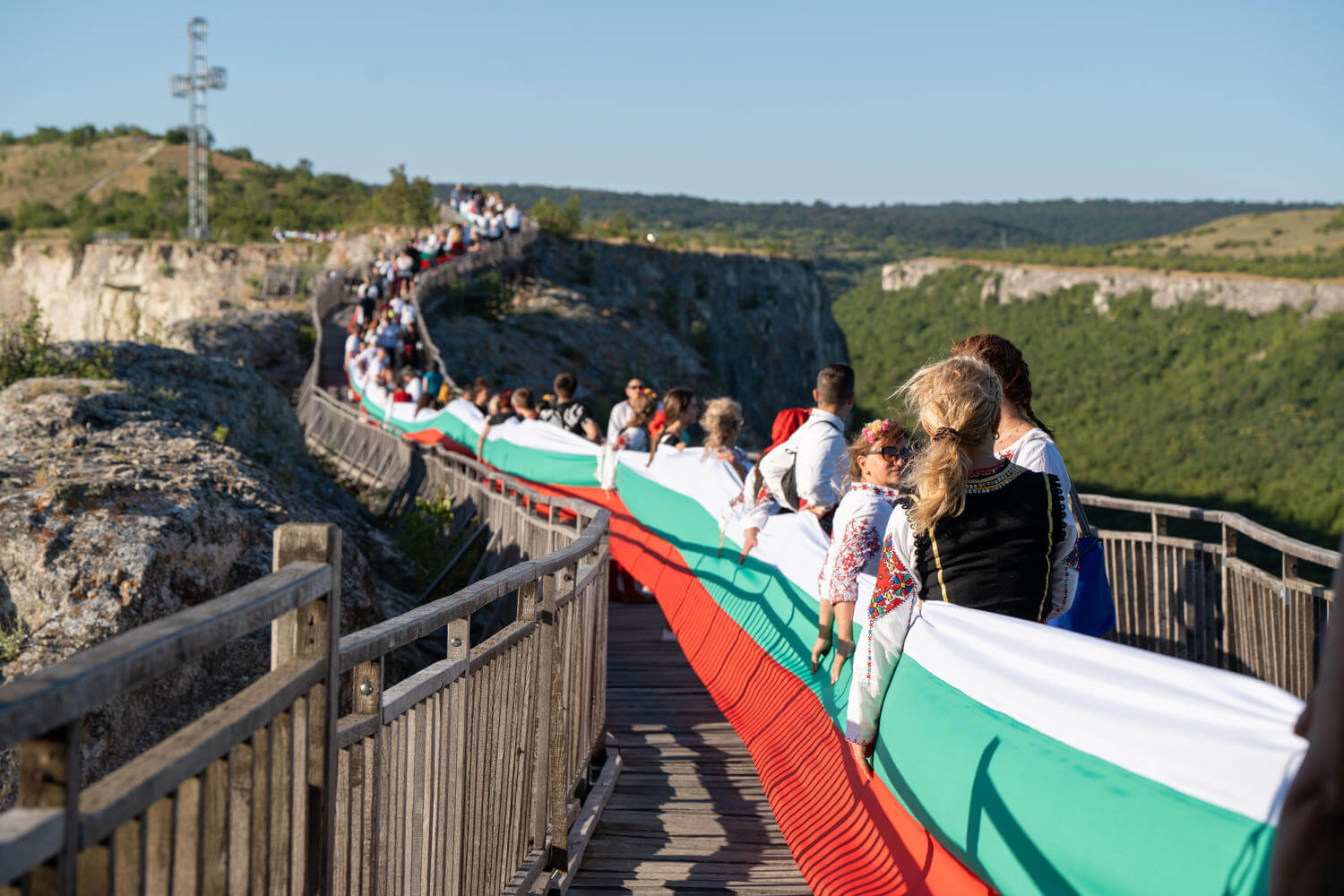 Клуб по български танци Настроение - рекламна фотография